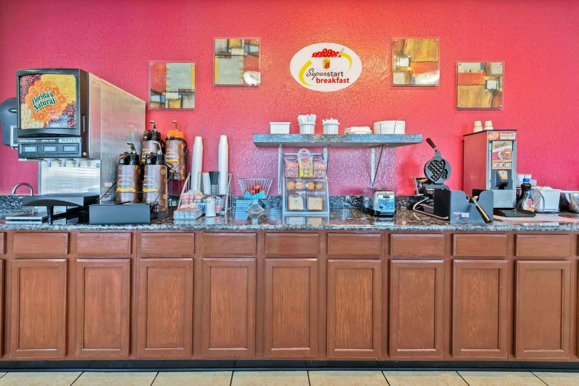 Super 8 By Wyndham Waco/Mall Area Tx Esterno foto